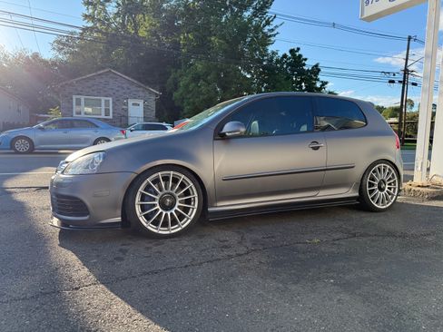 Used 2008 Volkswagen R32 AWD/4WD image 4
