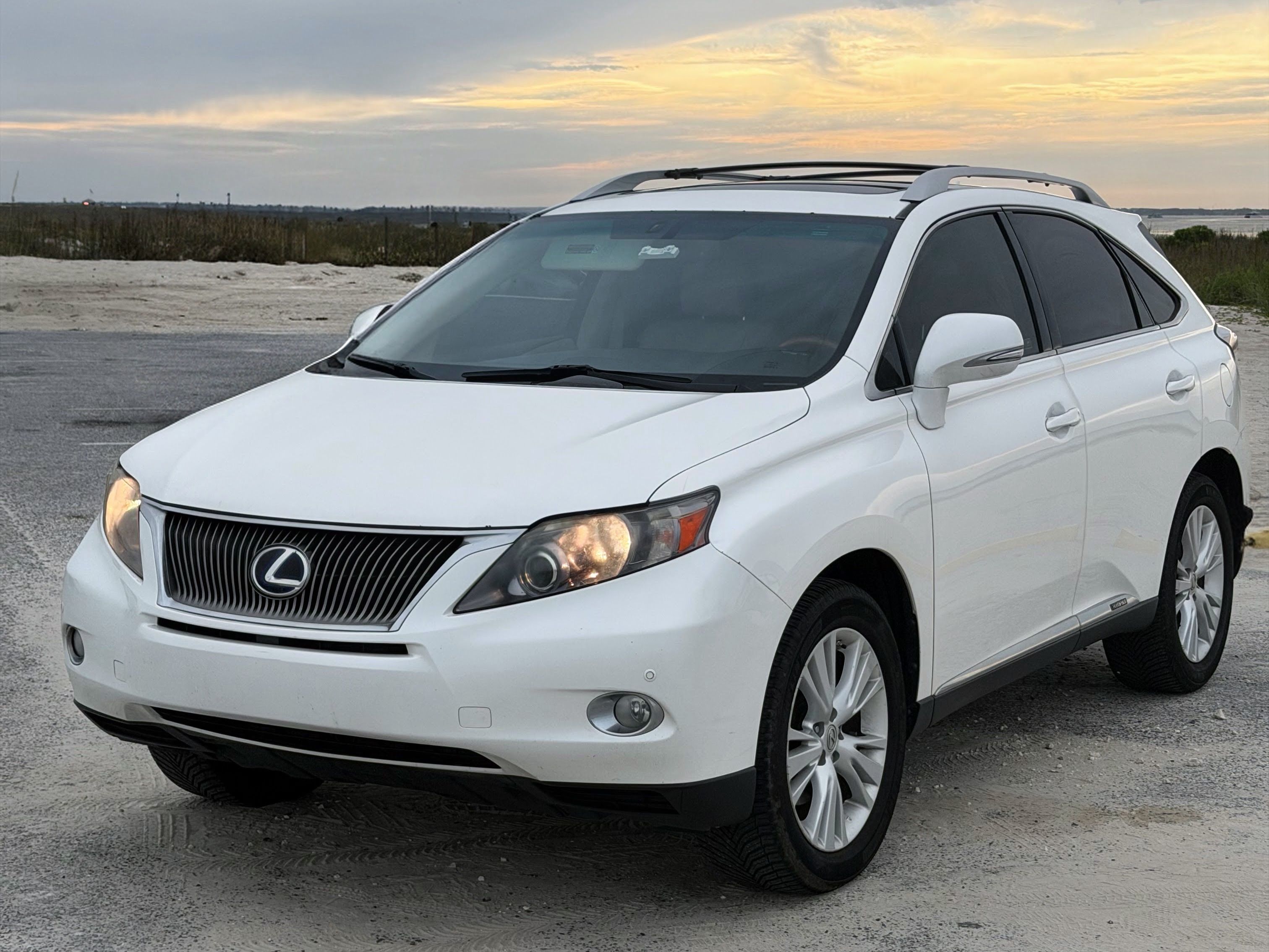 Used 2010 Lexus RX 450h AWD w/ Premium Pkg image 1