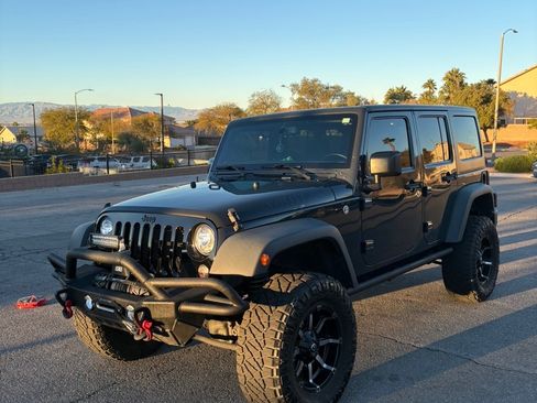 Used 2017 Jeep Wrangler Unlimited Sport image 5