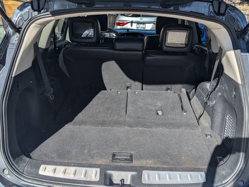 Used 2013 INFINITI JX35 AWD w/ Premium Pkg image 6