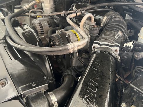Used 2004 Chevrolet S10 Pickup LS AWD/4WD image 15