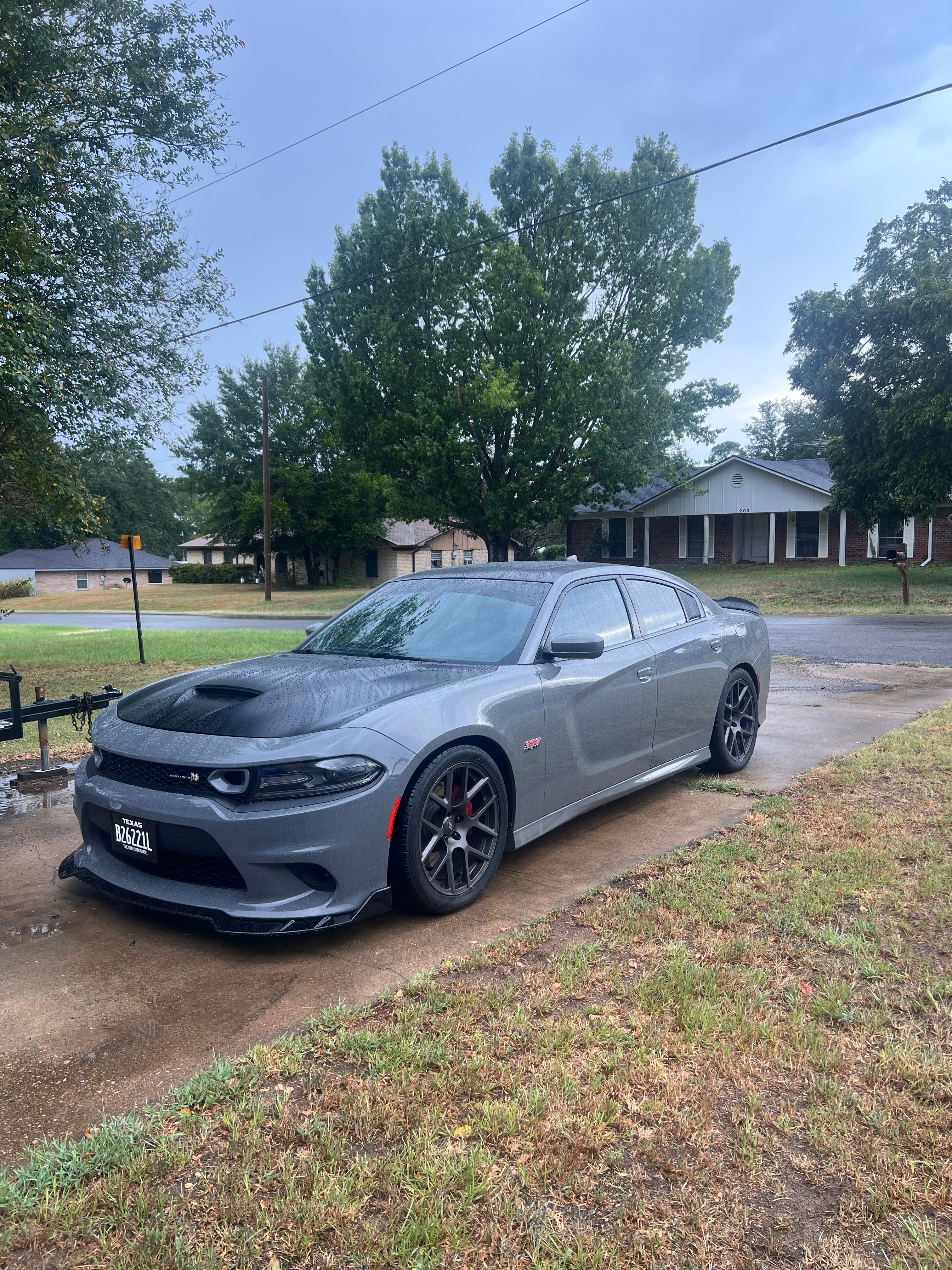 Used 2019 Dodge Charger Scat Pack w/ Plus Group RWD image 12