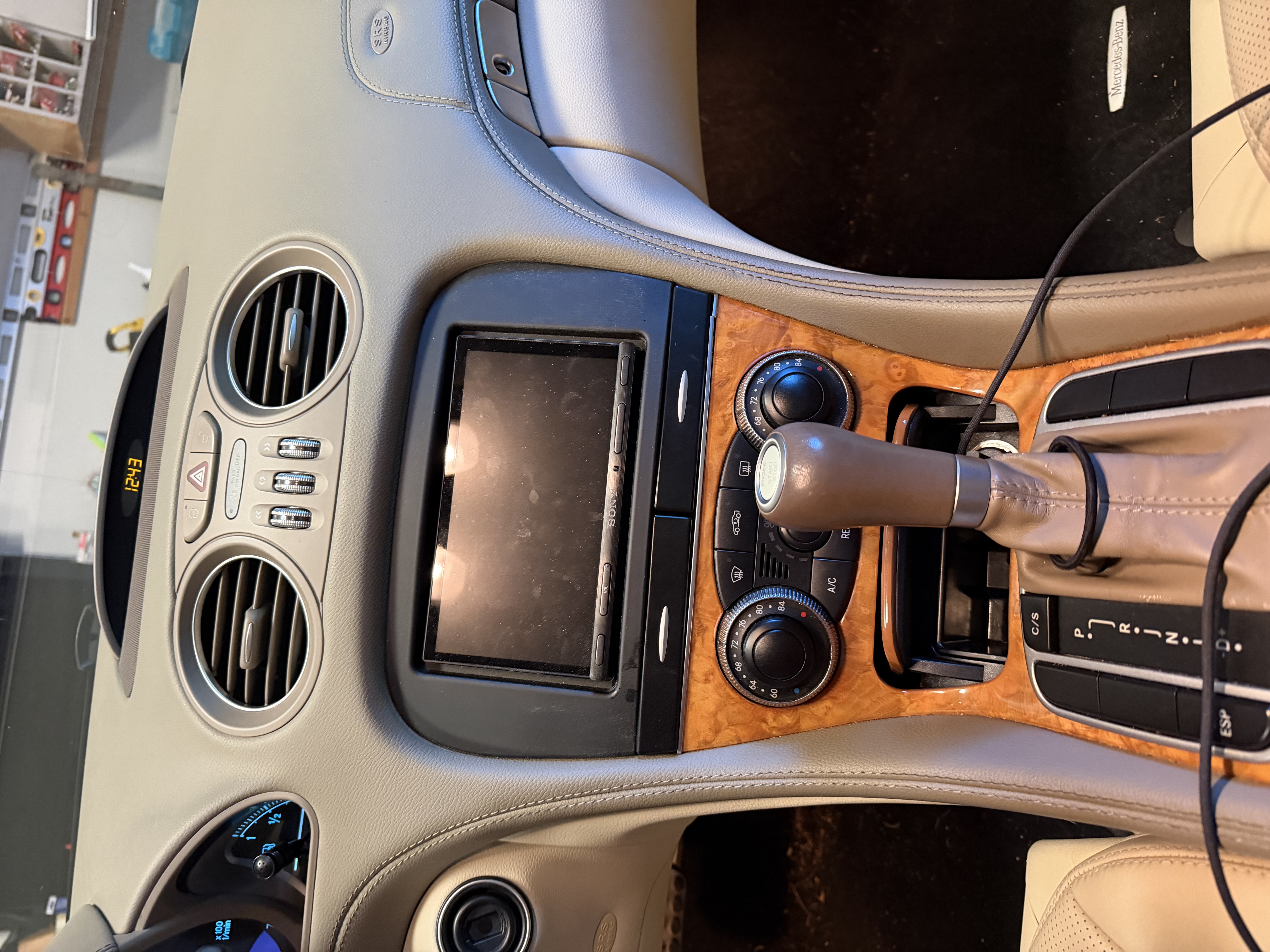 Used 2007 Mercedes-Benz SL 550 image 4