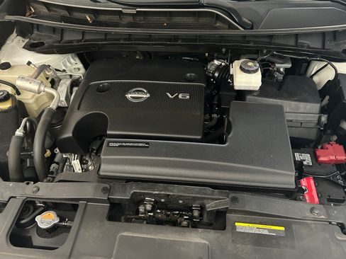 Used 2020 Nissan Murano S w/ Technology Package FWD image 12