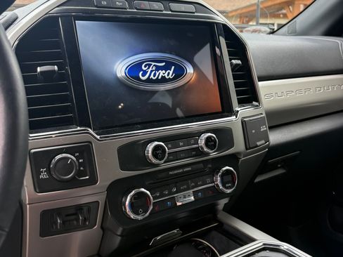 Used 2022 Ford F350 Lariat w/ Tremor Off-Road Package AWD/4WD image 12