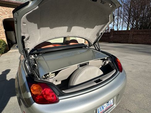 Used 2002 Lexus SC 430 Convertible image 12