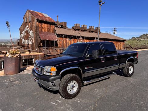Used 2002 GMC Sierra 2500 SLE w/ SLT Marketing Option Pkg image 1