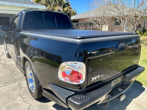 Used 2004 Ford F150 Lightning image 18