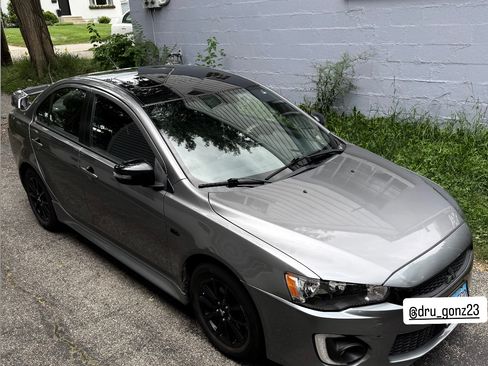 Used 2017 Mitsubishi Lancer ES FWD image 4