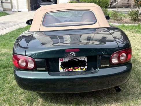 Used 2002 MAZDA MX-5 Miata LS image 10