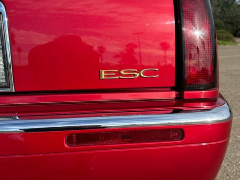 Used 2002 Cadillac Eldorado ESC w/ Preffered Equipment Group image 23