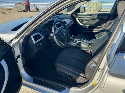 Used 2014 BMW 320i 320i Sedan 4D image 10