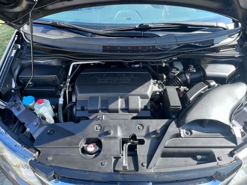 Used 2015 Honda Odyssey Touring Elite image 26