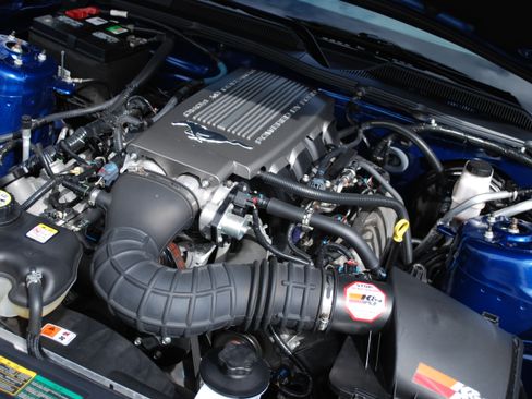 Used 2009 Ford Mustang GT Premium RWD image 15