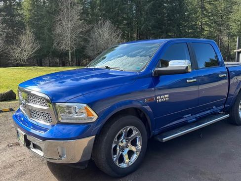 Used 2018 RAM 1500 Laramie image 14