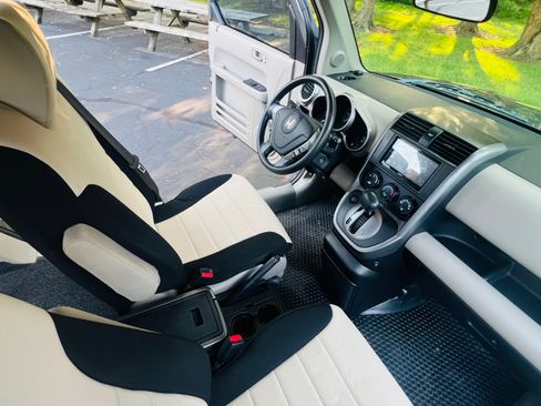 Used 2011 Honda Element EX image 25