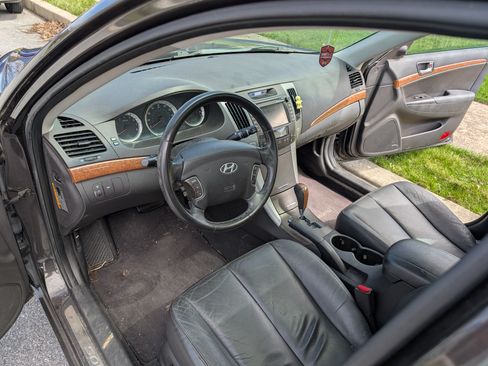 Used 2009 Hyundai Sonata Limited image 7