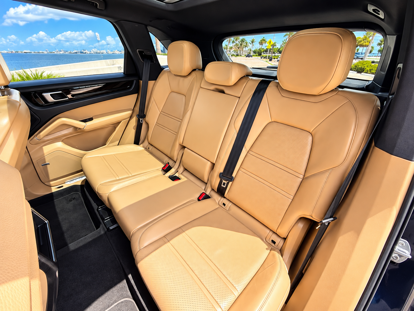 Used 2019 Porsche Cayenne AWD/4WD image 13