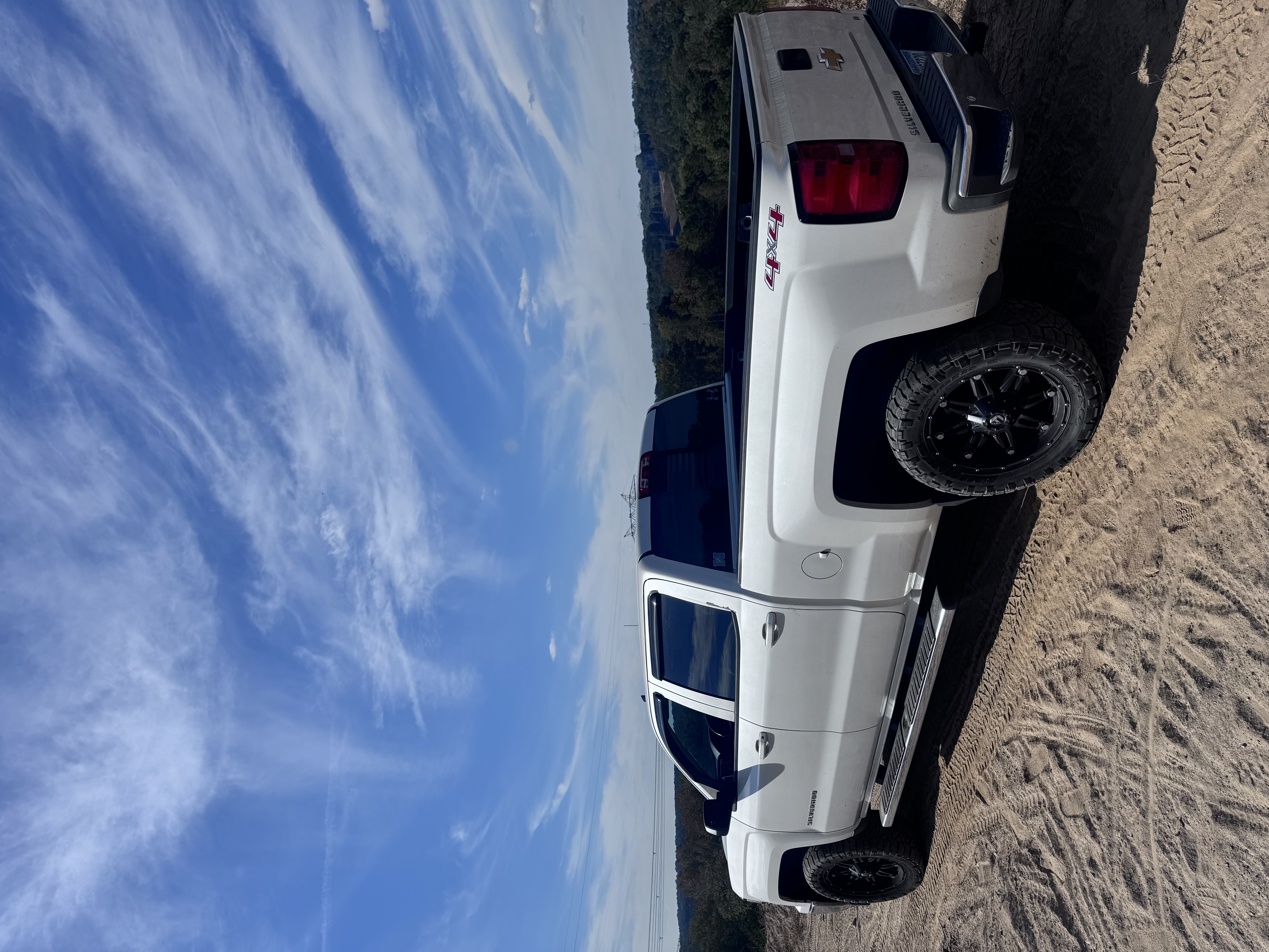 Used 2014 Chevrolet Silverado 1500 LT w/ LT Convenience Package AWD/4WD image 8