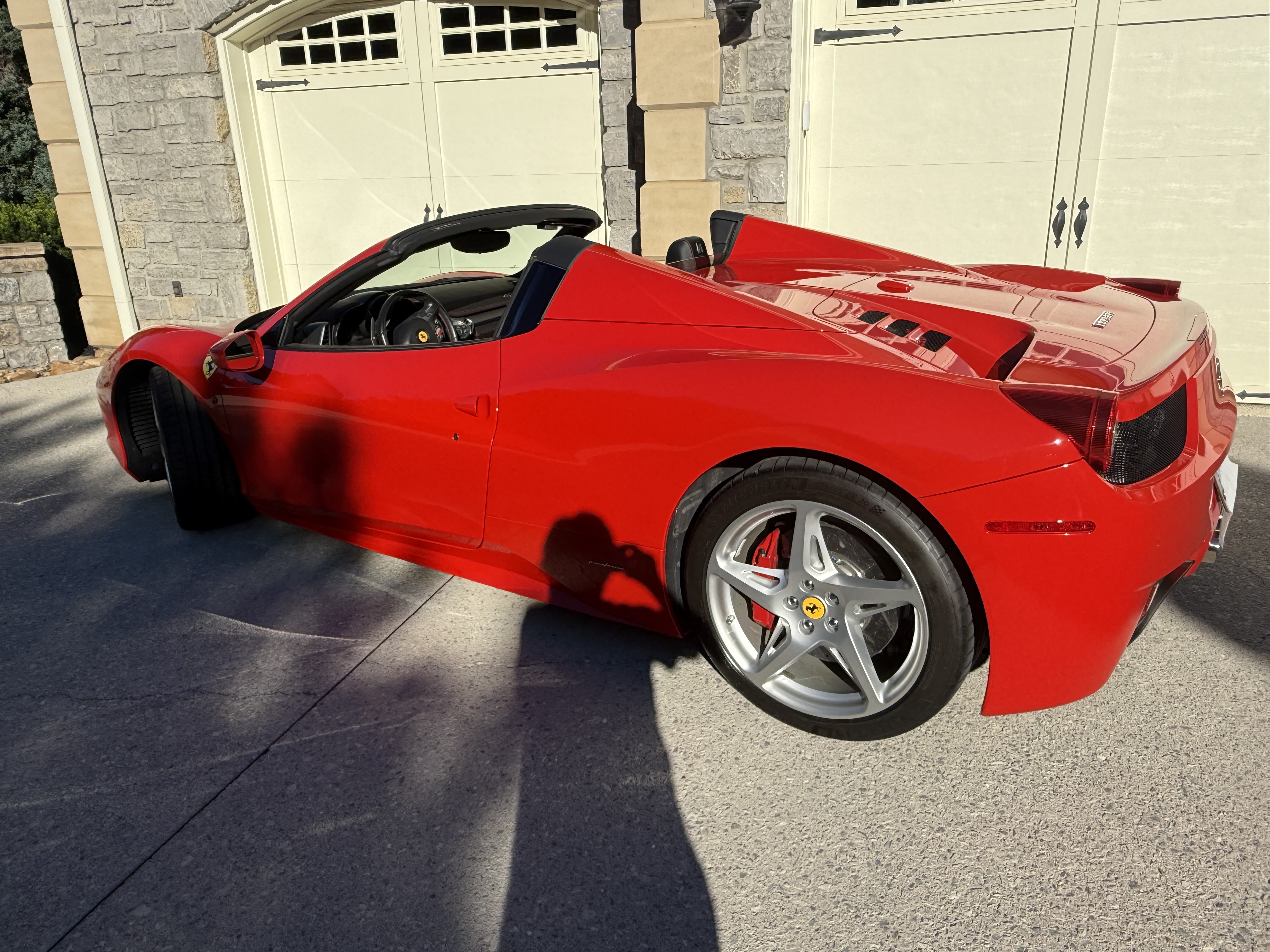 Used 2015 Ferrari 458 Spider RWD image 9