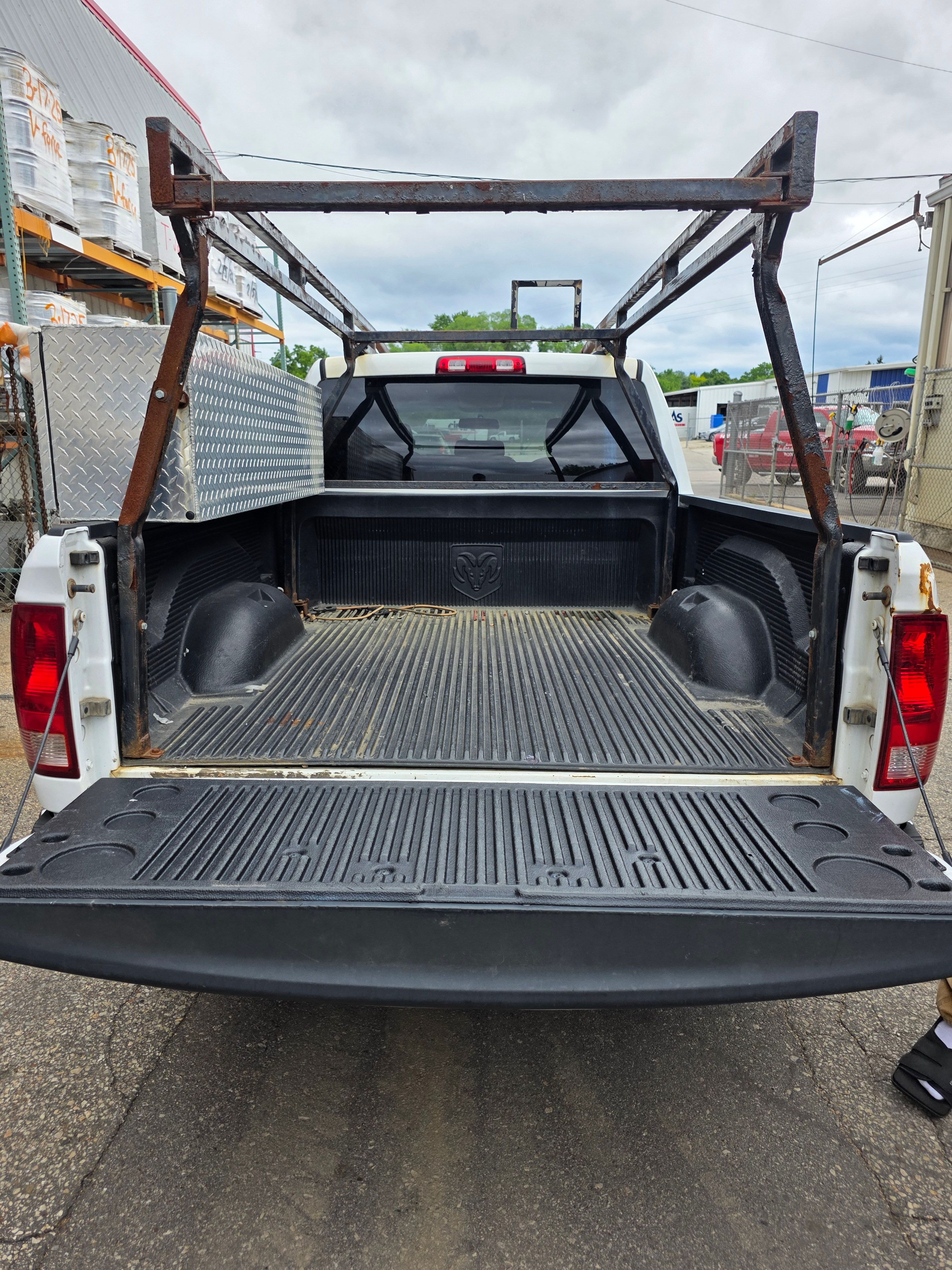 Used 2011 RAM 1500 ST w/ ST Popular Equipment Group RWD image 25