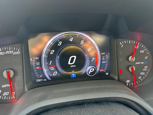 Used 2019 Chevrolet Corvette ZR1 RWD image 10