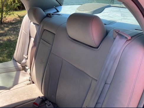 Used 2005 Kia Amanti image 14