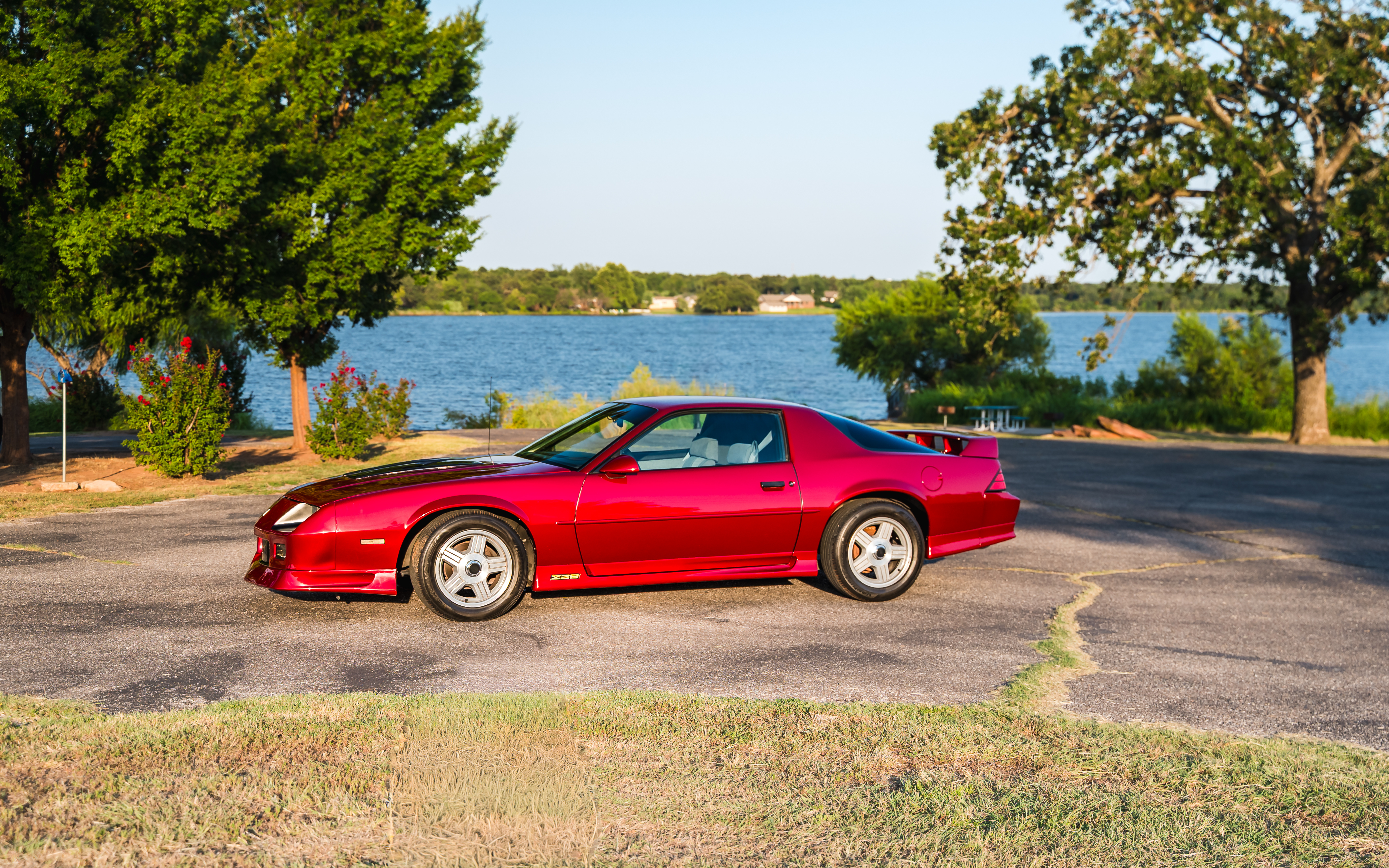 Used 1992 Chevrolet Camaro RS RWD image 5