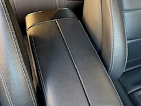 Used 2020 Mercedes-Benz GLC 300 4MATIC Coupe image 9