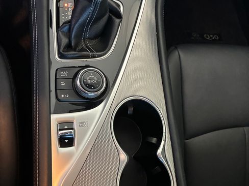 Used 2015 INFINITI Q50 Premium w/ Navigation Package RWD image 12