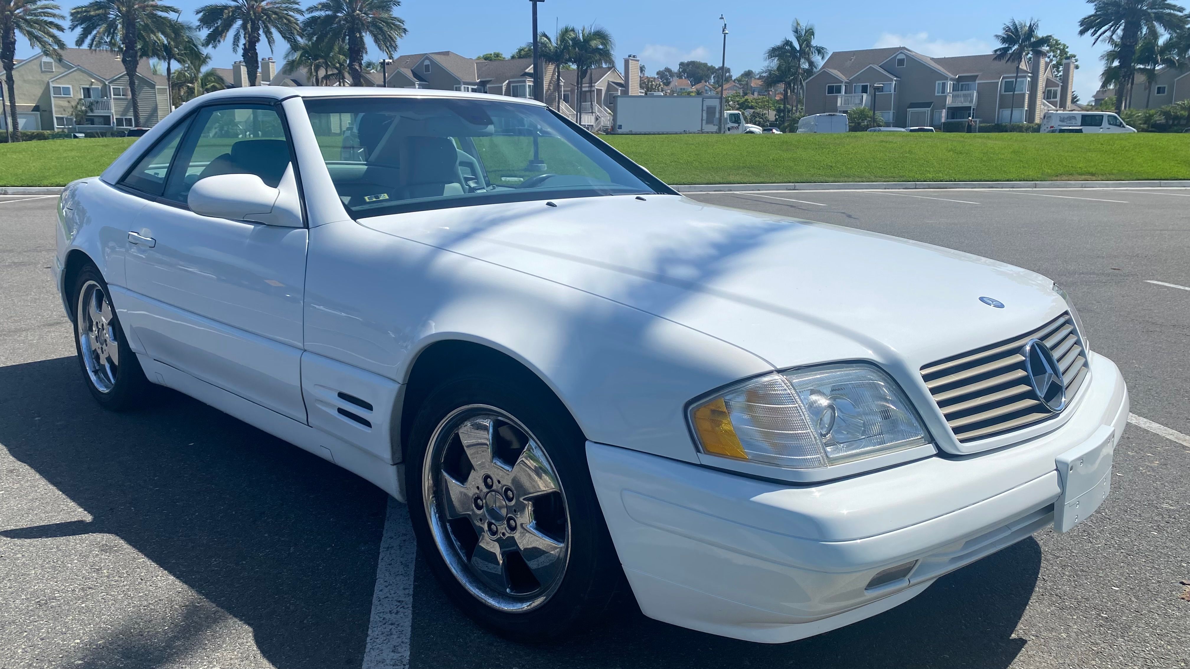 Used 2000 Mercedes-Benz SL 500 image 1