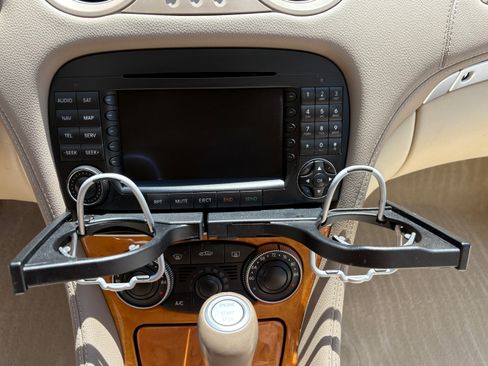 Used 2007 Mercedes-Benz SL 550 image 21