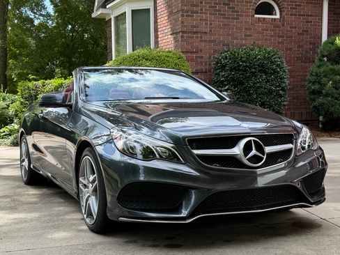Used 2015 Mercedes-Benz E 550 Cabriolet image 5