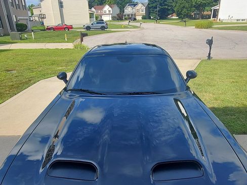 Used 2019 Dodge Challenger SRT Hellcat image 27