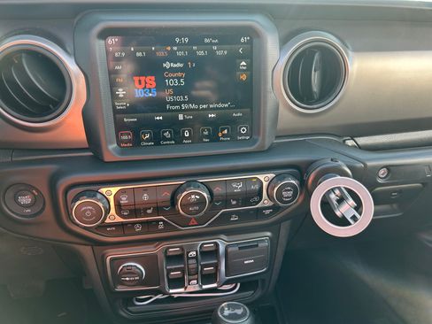 Used 2022 Jeep Wrangler Unlimited Sport w/ Sun And Sound Package image 11