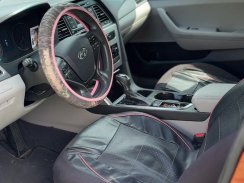 Used 2015 Hyundai Sonata SE image 10