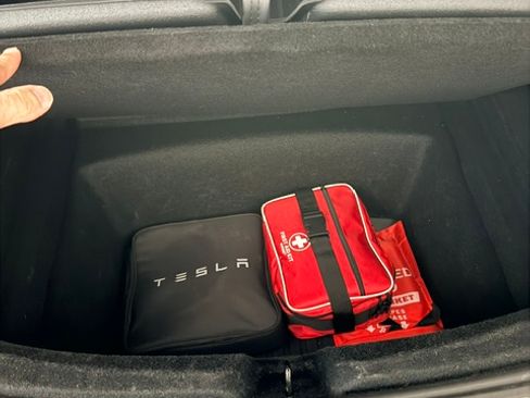 Used 2025 Tesla Model 3 Long Range RWD image 9