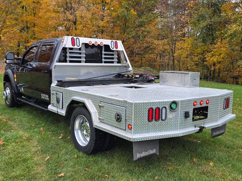 Used 2024 Ford F550 4x4 Crew Cab Super Duty image 6