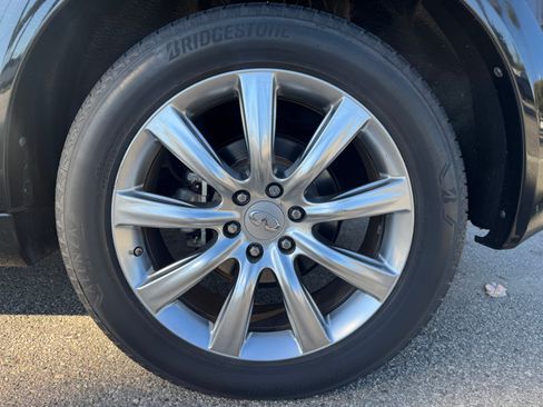 Used 2012 INFINITI QX56 2WD w/ Deluxe Touring Pkg image 5