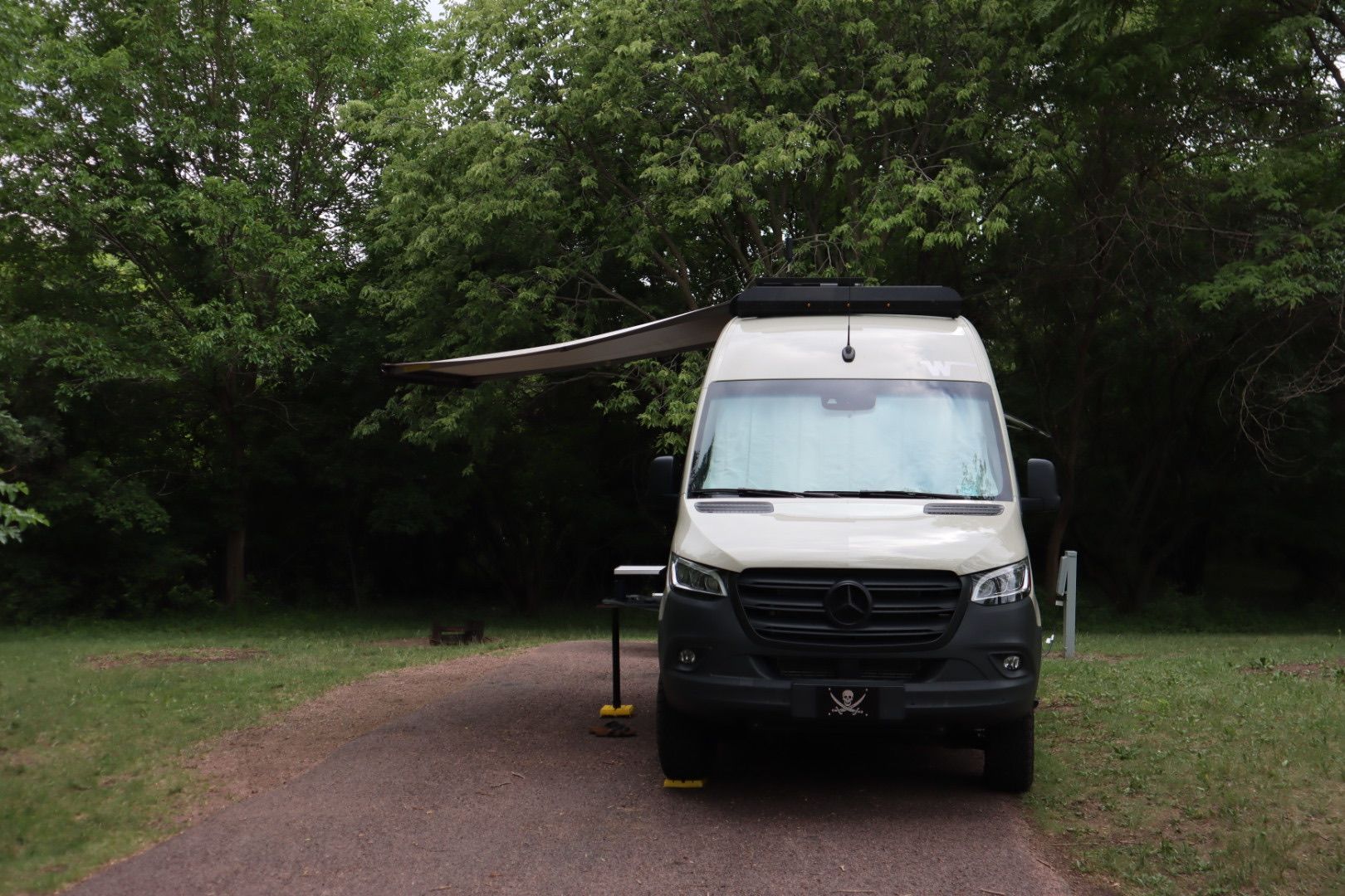 Used 2019 Mercedes-Benz Sprinter 2500 image 2