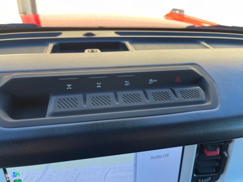 Used 2024 Ford Bronco Heritage Edition image 22