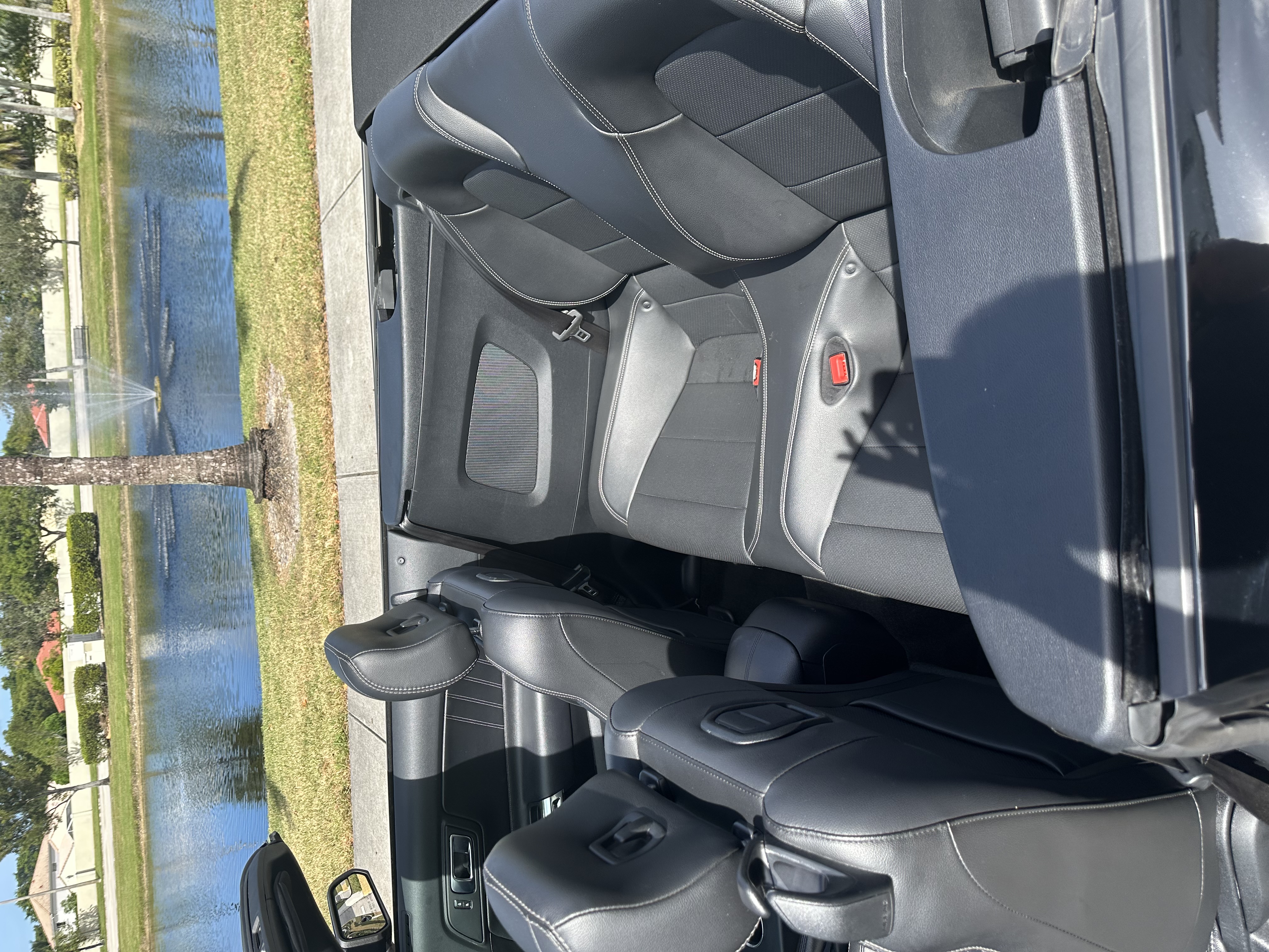 Used 2018 Ford Mustang GT Premium RWD image 8