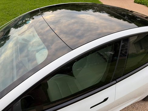 Used 2025 Tesla Model 3 Performance image 16