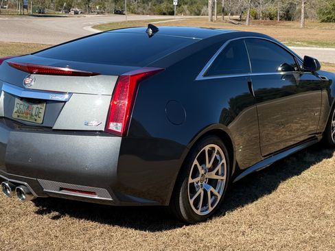 Used 2014 Cadillac CTS V image 5
