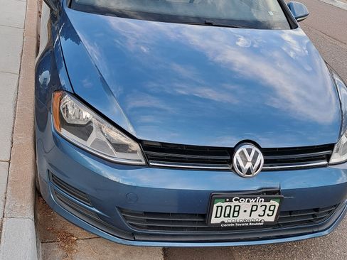 Used 2015 Volkswagen Golf SE image 4