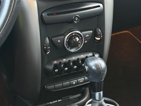 Used 2012 MINI Cooper Countryman FWD image 8