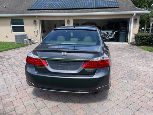 Used 2014 Honda Accord Touring image 4