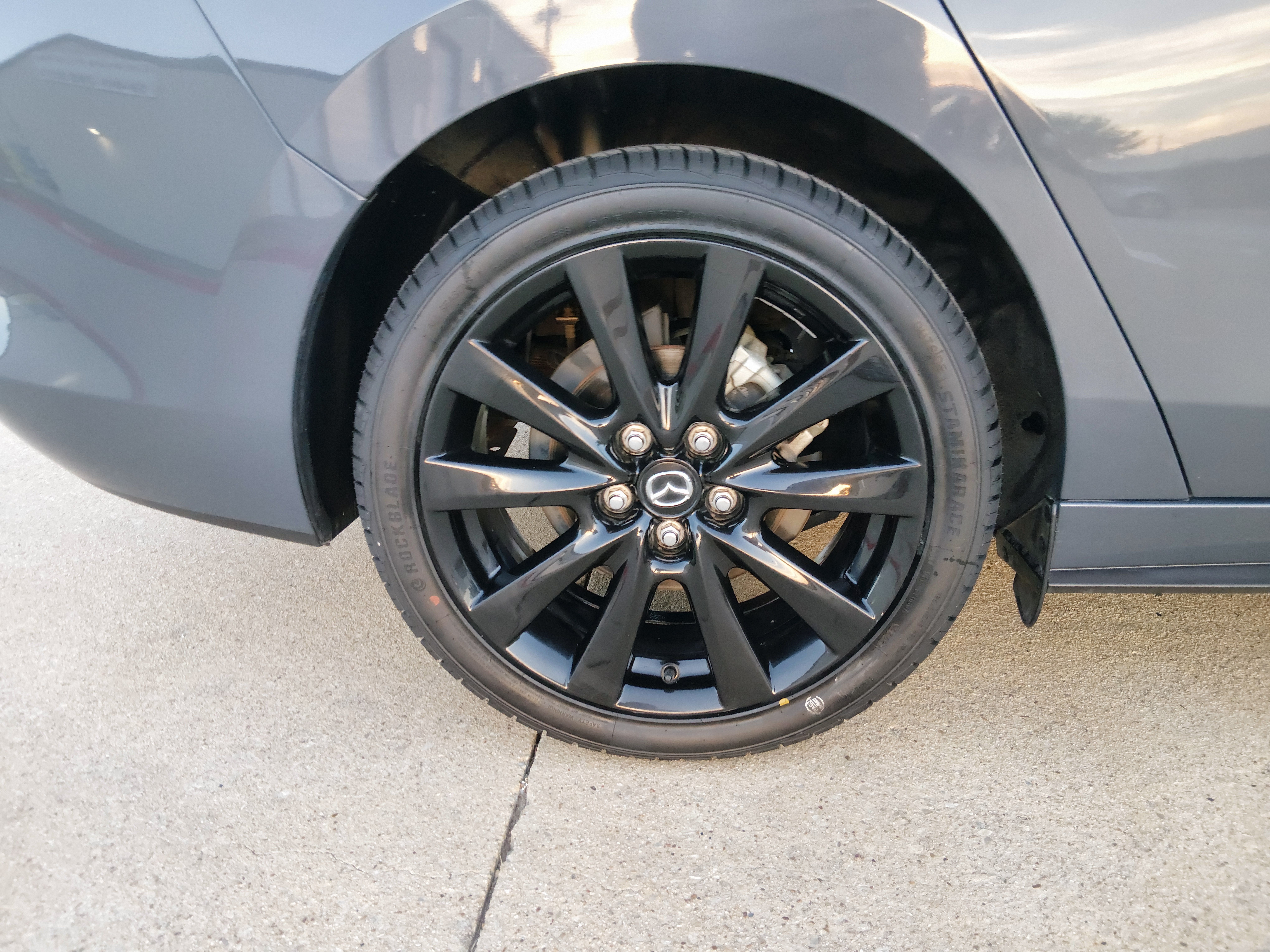 Used 2022 MAZDA MAZDA3 s FWD image 11