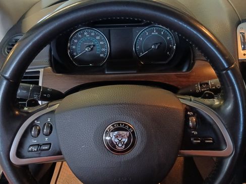 Used 2014 Jaguar XK Touring image 23