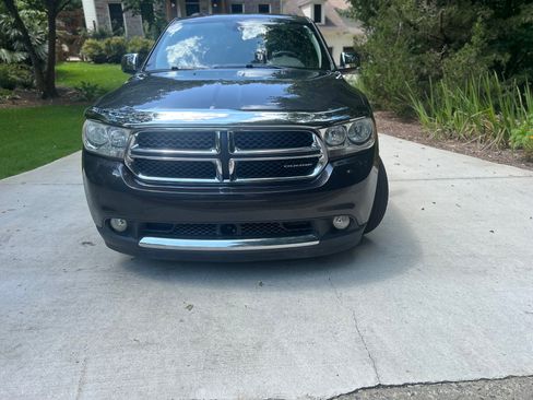 Used 2011 Dodge Durango Crew RWD image 2